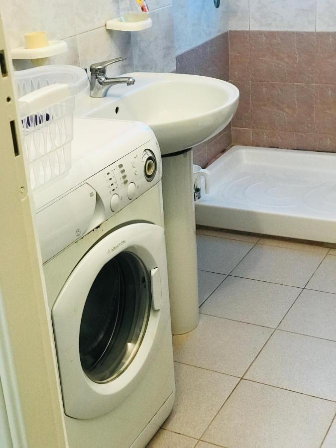 Proper House Iva Apartment Tiranë Ngoại thất bức ảnh